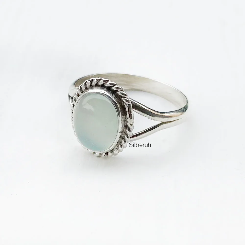 Aqua Chalcedony Knotted Silver Ring