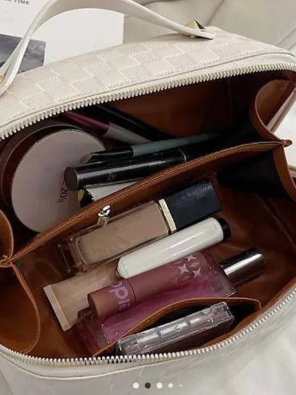 Chic Cosmetic Case