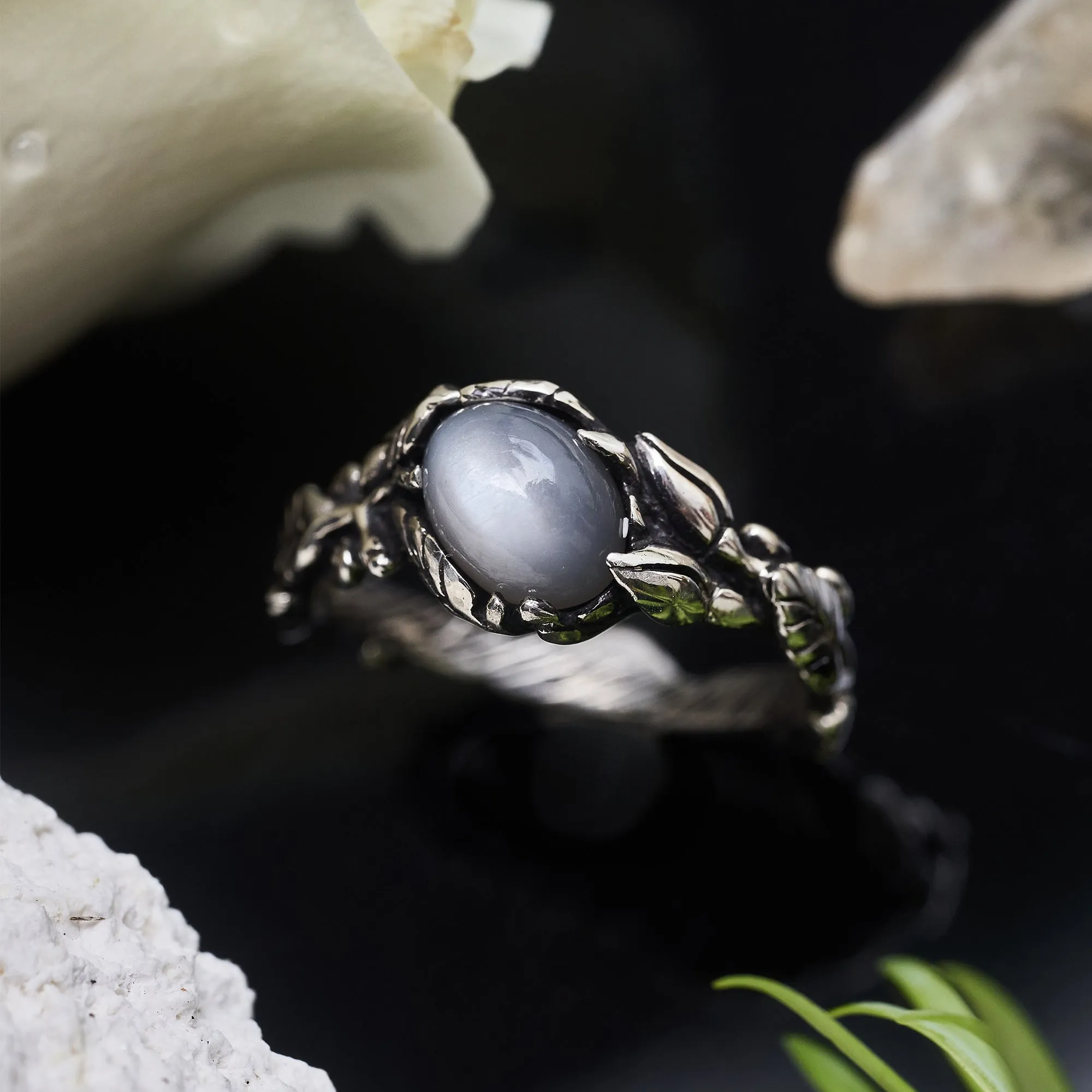Moonstone Engagement ring "Alma"
