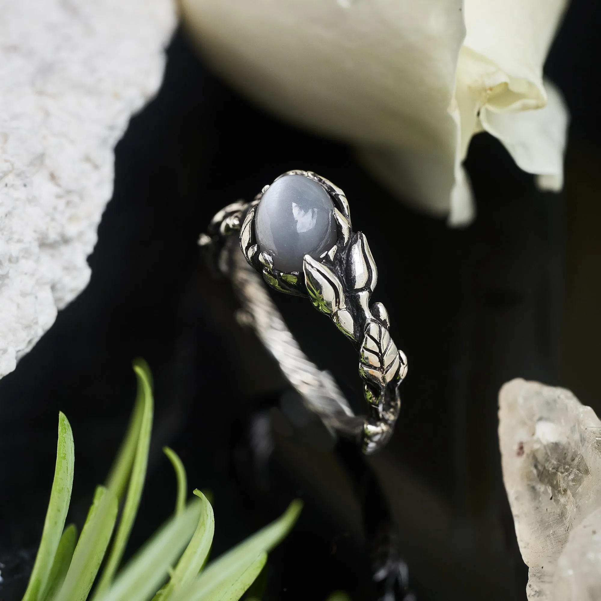Moonstone Engagement ring "Alma"