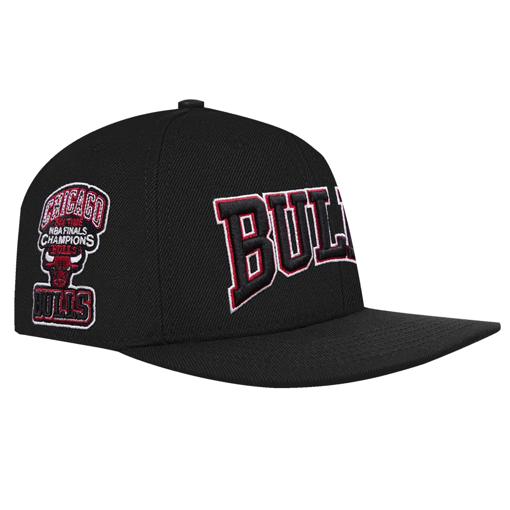 NBA CHICAGO BULLS CREST EMBLEM WORDMARK WOOL SNAPBACK HAT (BLACK)