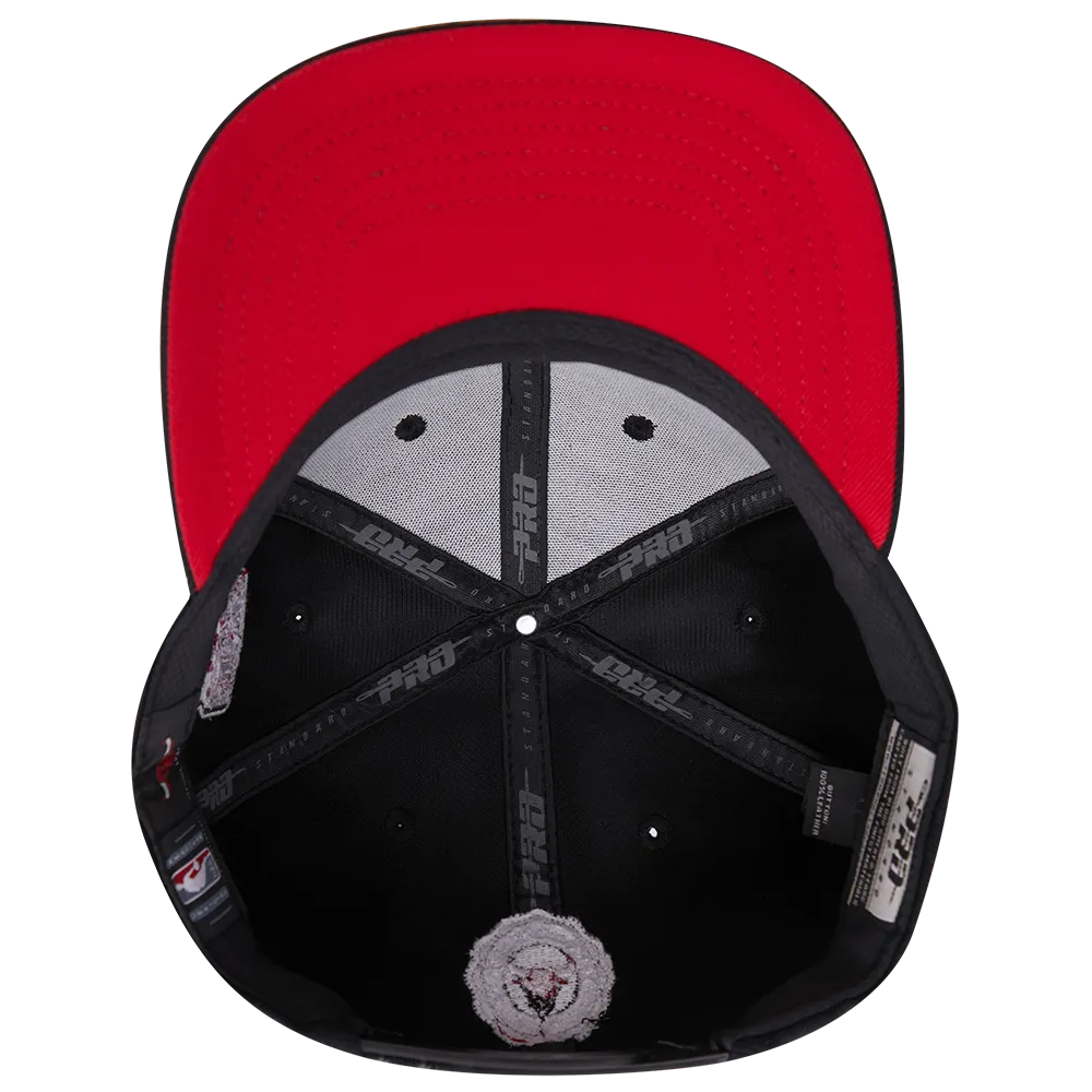 NBA CHICAGO BULLS CREST EMBLEM WORDMARK WOOL SNAPBACK HAT (BLACK)