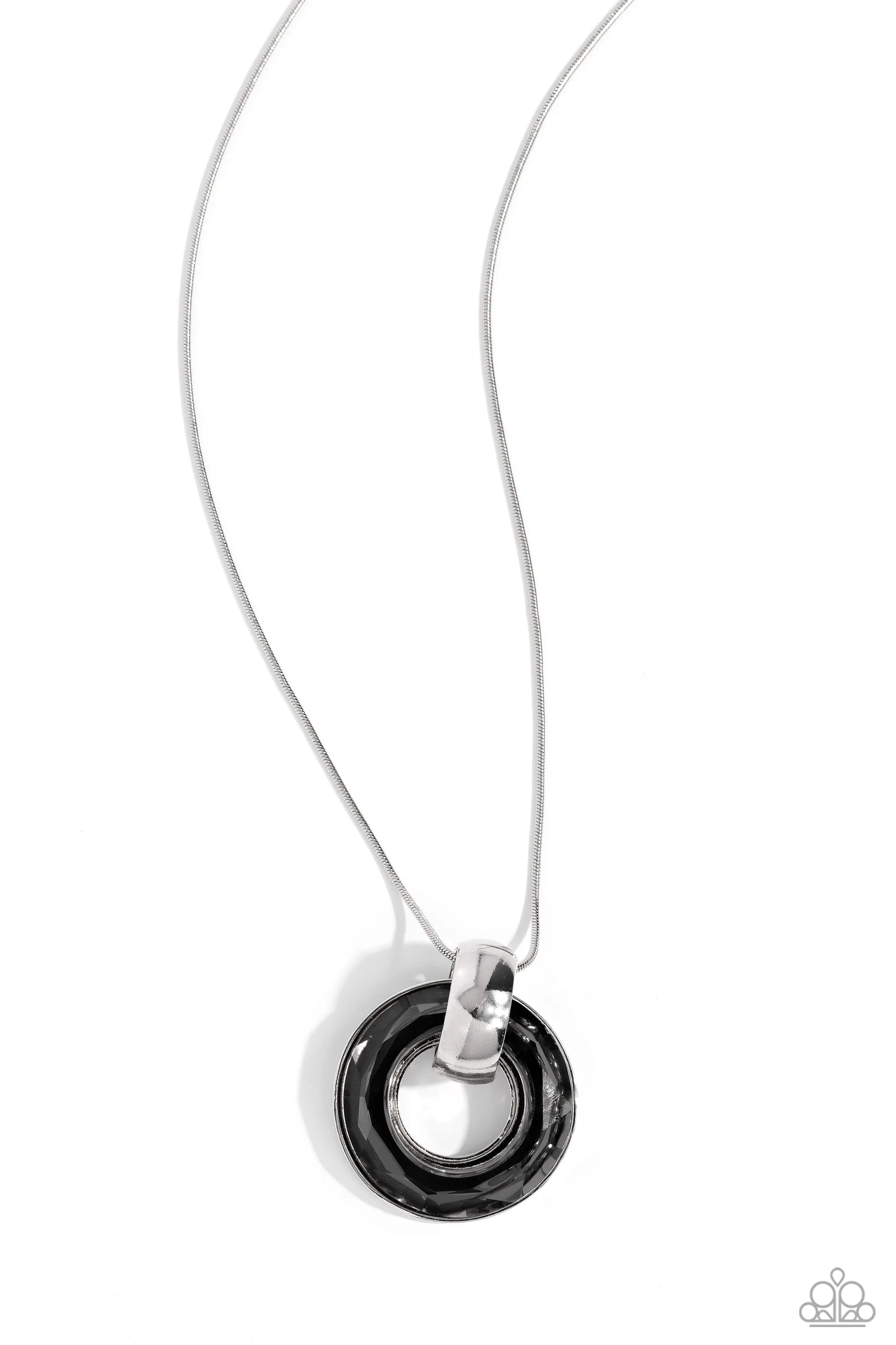 Necklaces Timeless Triumph - Silver