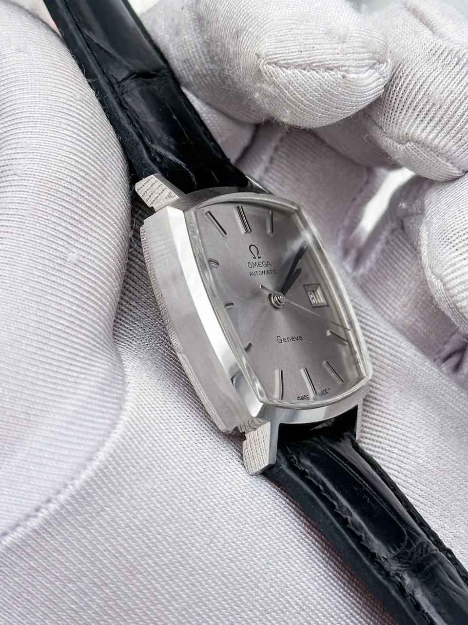 OMEGA GENÈVE AUTOMATIC DATE REF. 162.0042