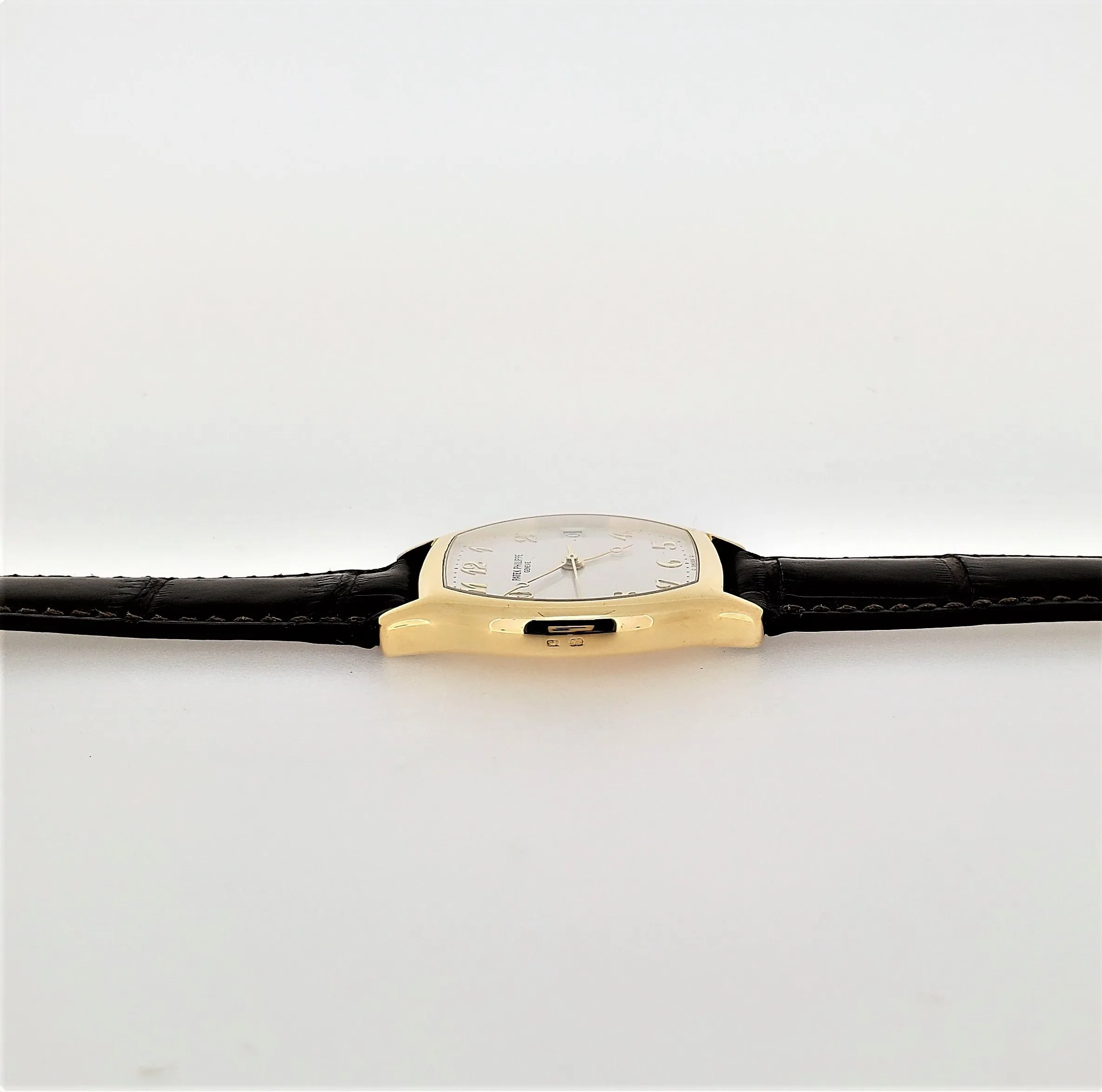 Patek Philippe 5030J Yellow gold Automatic Tonneau shape watch Circa 1995