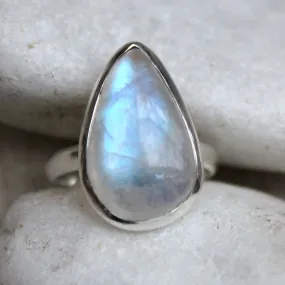 Rainbow Moonstone   925 Silver Droplet Ring
