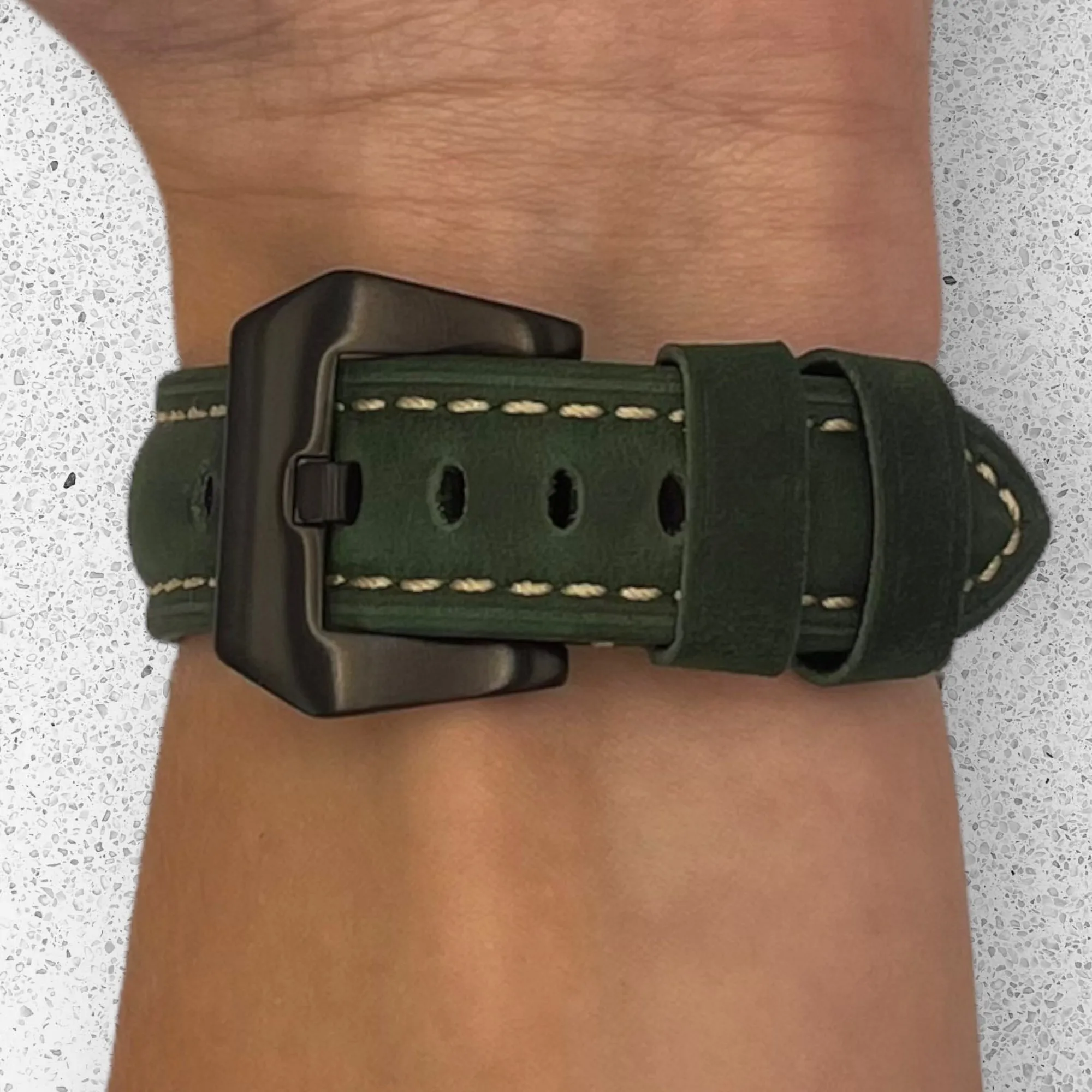 Retro Leather Straps Compatible with the Mountblanc 22mm Range