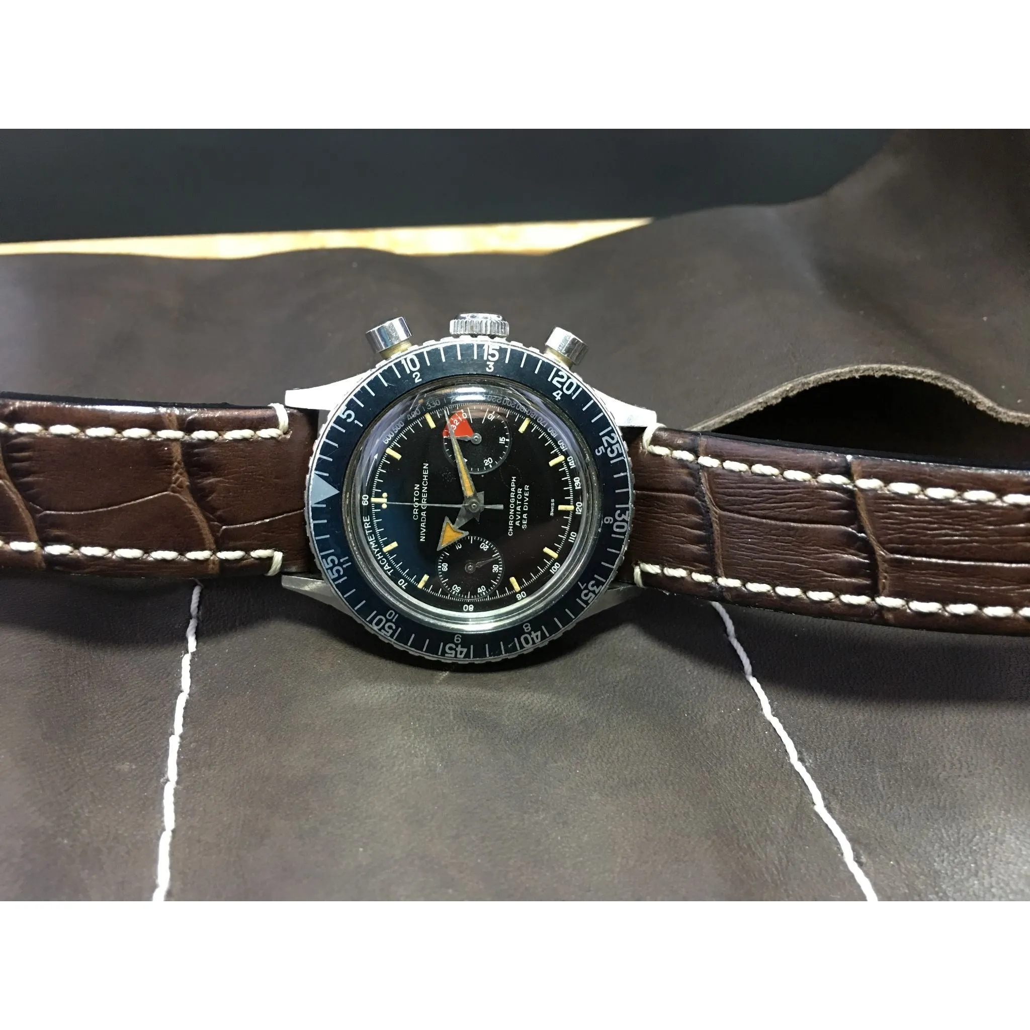 Sold - Croton Nivada Grenchen Aviator Sea Diver Vintage Chronograph Valjoux 92 Shock Resistant Black Dial