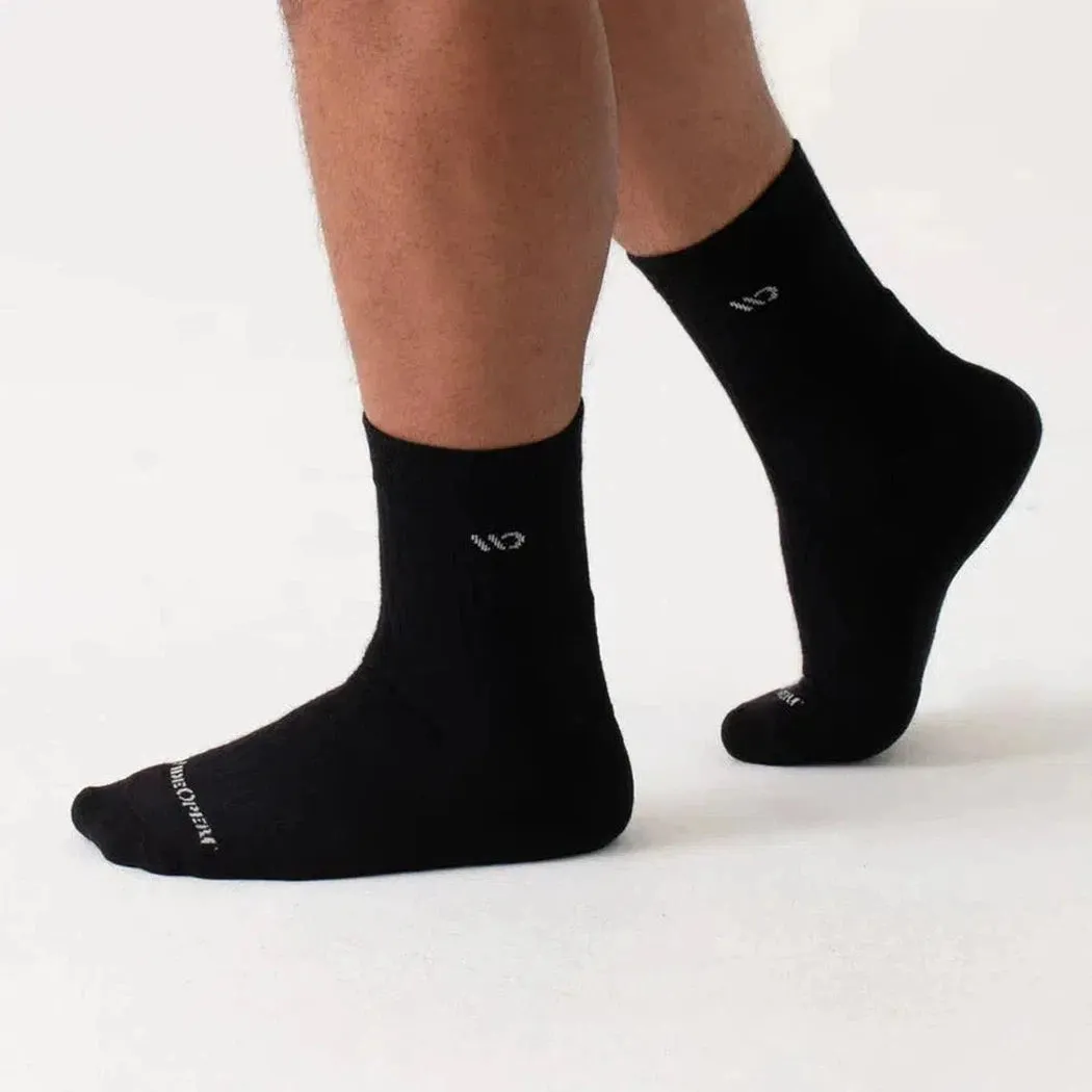 Wide Open Men's Solid Cushioned Micro Crew Socks